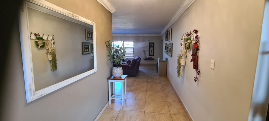 5 Bedroom Property for Sale in Kathu Northern Cape